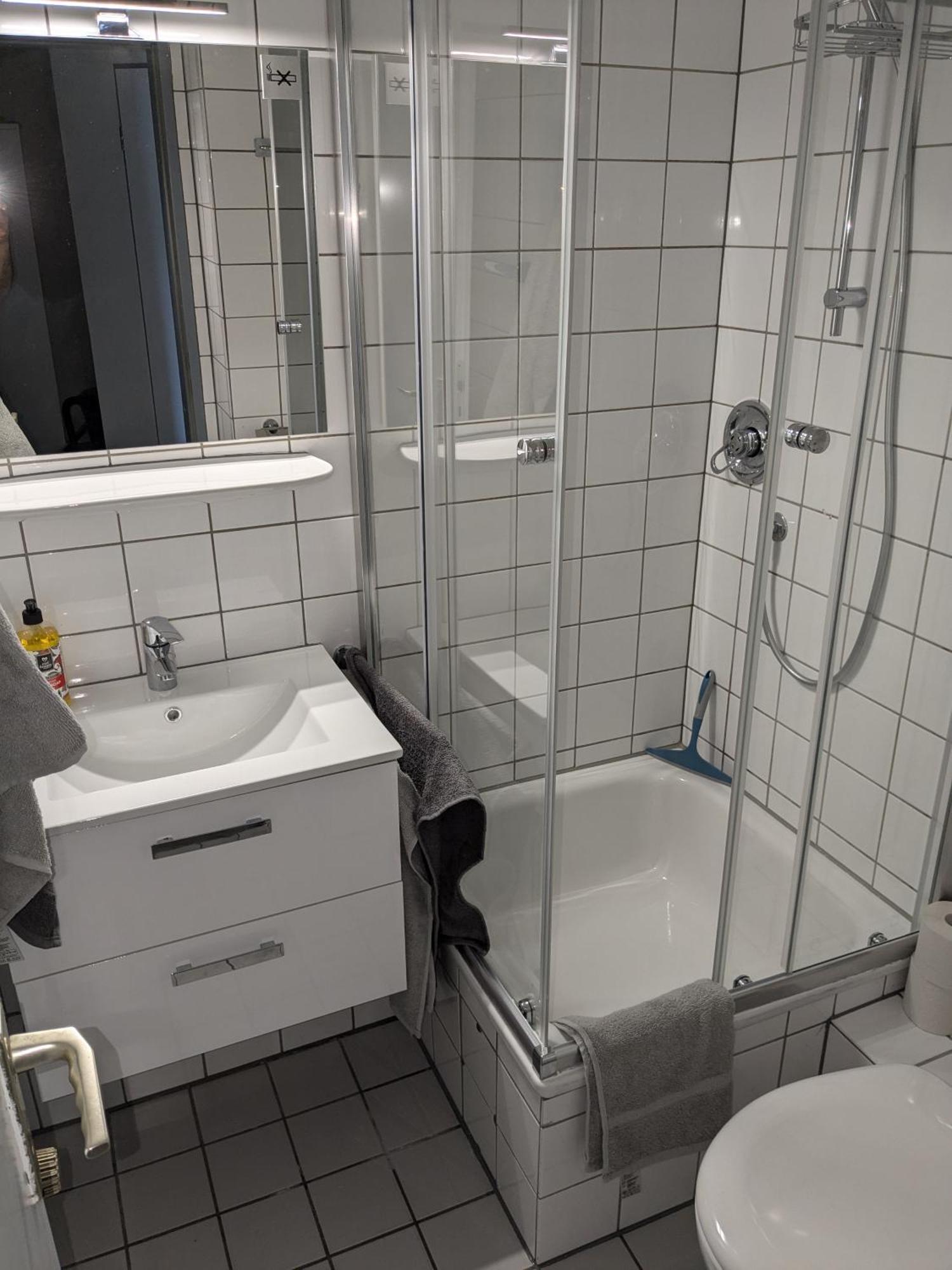 Modernes Studio-Apartment Mitten Im Ruhrgebiet โบคุห์ม ภายนอก รูปภาพ
